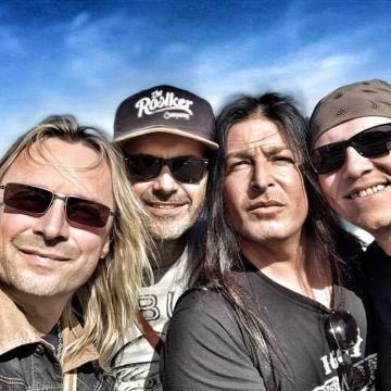 MAD MAX RELEASE "TOO HOT TO HANDLE" LYRIC VIDEO