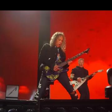 METALLICA RELEASE OFFICIAL "CREEPING DEATH" LIVE VIDEO FROM BUENOS AIRES, ARGENTINA
