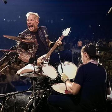 WATCH METALLICA PERFORM "SCREAMING SUICIDE" IN AMSTERDAM; OFFICIAL LIVE VIDEO STREAMING