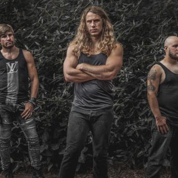 ZEKE SKY RELEASES "SAY YOUR PRAYERS" GUITAR PLAYTHROUGH VIDEO