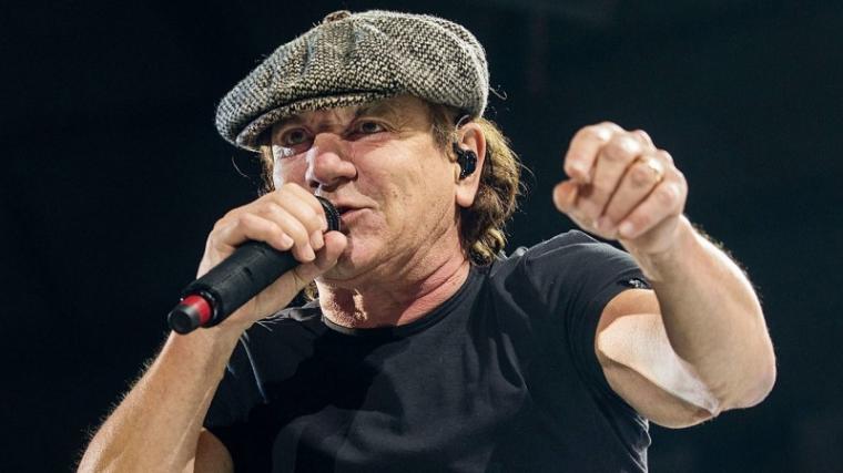 BRIAN JOHNSON: ΜΙΛΑ ΓΙΑ ΤΗΝ ΑΠΟΧΩΡΗΣΗ ΑΠΟ ΤΟΥΣ AC/DC