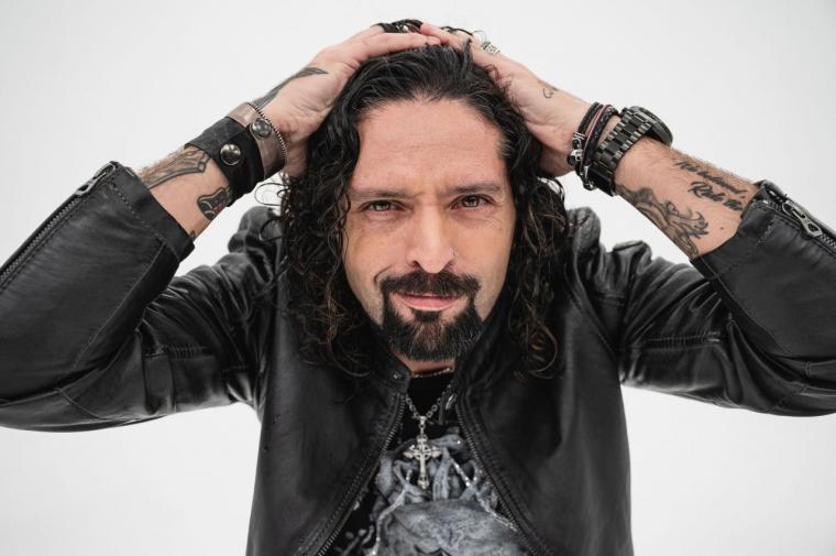 RONNIE ROMERO DEBUTS MUSIC VIDEO FOR COVER OF MASTERPLAN'S "KIND HEARTED LIGHT" FEAT. ROLAND GRAPOW