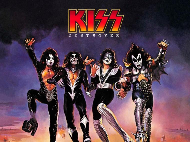 KISS TO RELEASE SUPER DELUXE 45TH-ANNIVERSARY EDITION OF 'DESTROYER'