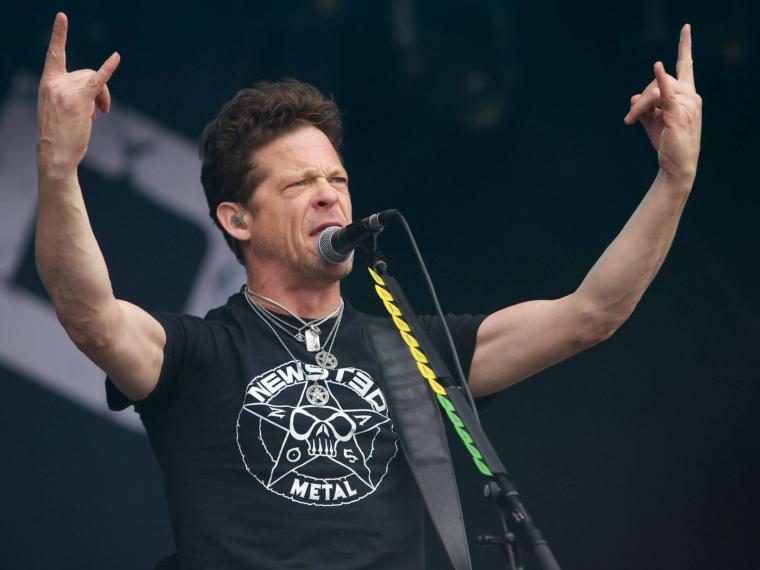 JASON NEWSTED SAYS HE'S "GETTING LOUD AGAIN"; FORMER METALLICA BASSIST WORKING ON TWO NEW "HEAVY" PROJECTS