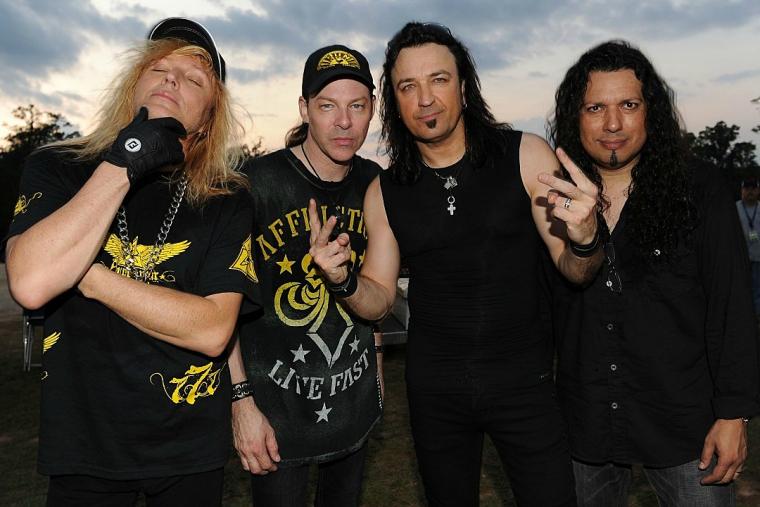 STRYPER : VIDEO ΓΙΑ ΤΟ "TAKE IT TO THE CROSS" 